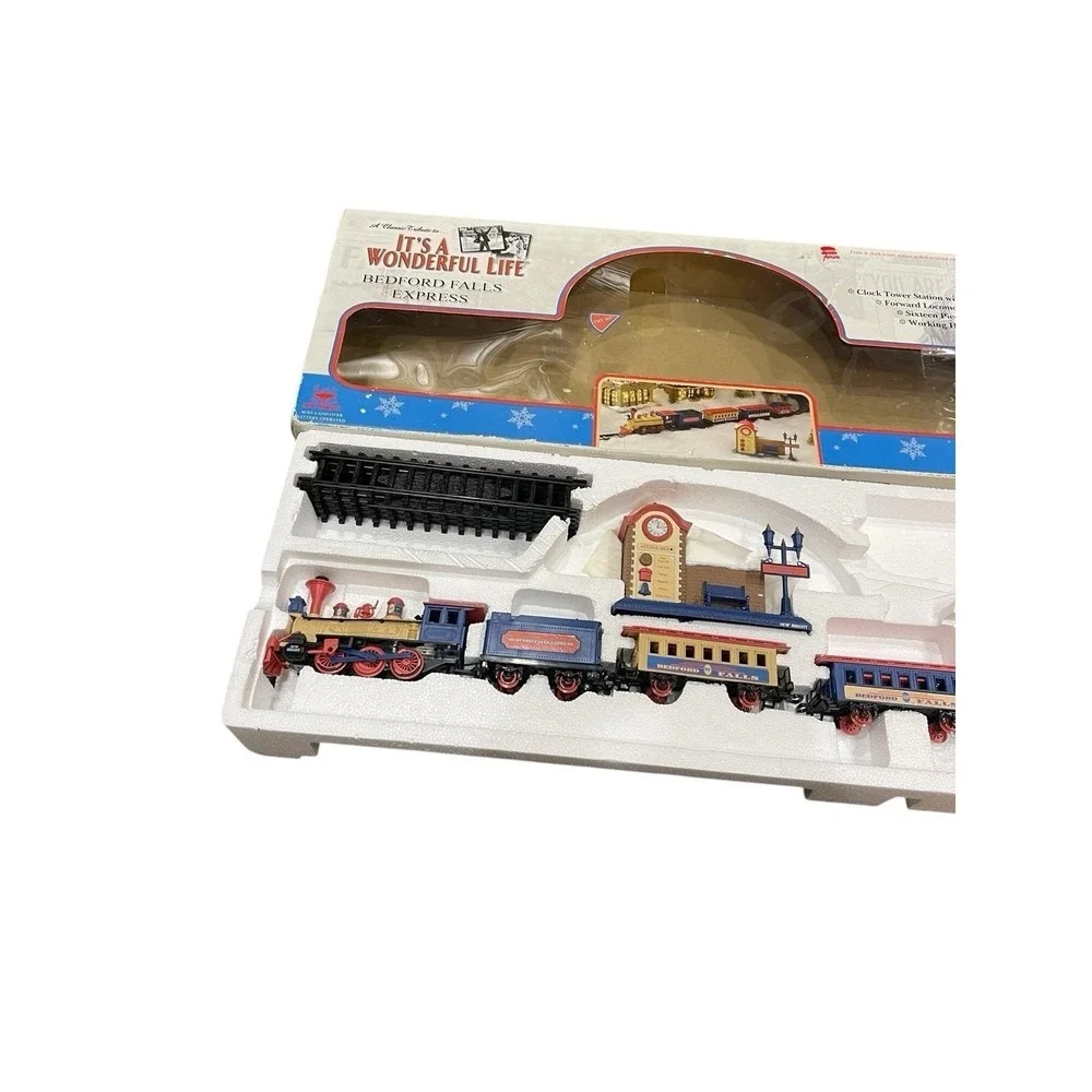 It's A Wonderful Life Bedford Falls Express Train Set No. 179 Tested Works EUC‎